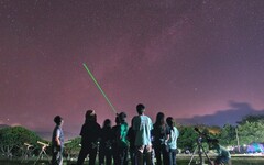 高雄觀光圈陪你七夕看英仙座流星雨 暢遊同學農場