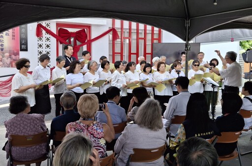 歡慶67週年！嘉基醫院重啟院史館暨新書發表
