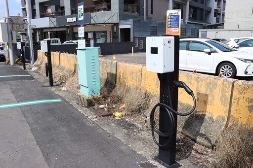 電動車充電樁及苗栗通APP「任督二脈」啟用 苗栗交通邁入智慧與綠能科技新時代