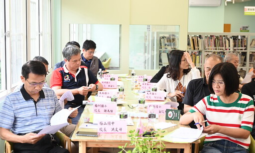 幸福梅山「閱讀護照」 鄉長林俊謀：獎勵鄉親提升閱讀好習慣