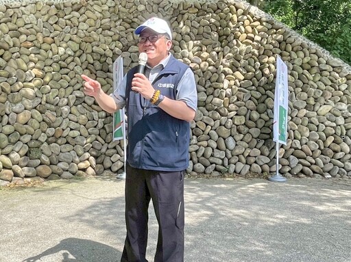 鼓勵銀髮族走出戶外參與社會 竹郵「銀髮踏青樂悠遊」樂齡運動青草湖健行趣
