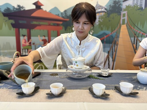 品茗、打卡,拿限量喔熊公仔! 竹縣峨眉湖畔美風景現蹤TTE國際觀光博覽會