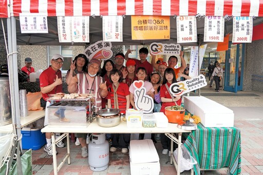 暖心傳愛、希望起飛 仁愛社福愛心園遊會愛心攤位不畏風雨暖心用行動支持公益