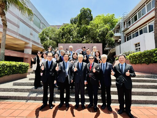 東吳大學與考試院攜手 強化國考合作培育更多公職人才