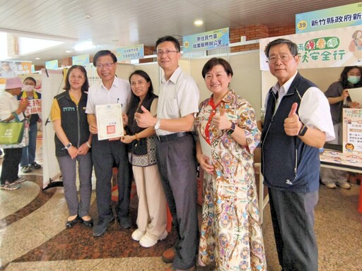 敏實科大畢業典禮暨就業博覽會 以「綻放青春×點燃夢想」主軸展演人機共舞驚艷全場