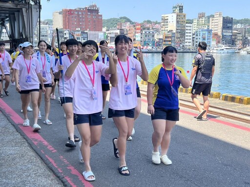 基隆市114年度端午龍舟競賽嘉年華在海洋廣場熱鬧開幕!