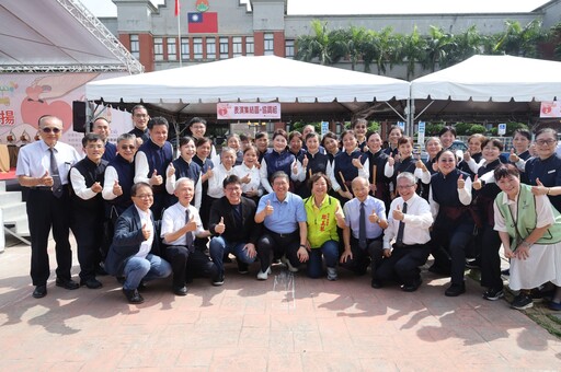 「大愛共善.拔苦救難」慈濟園遊會 竹縣長楊文科:讓愛傳播照亮社會