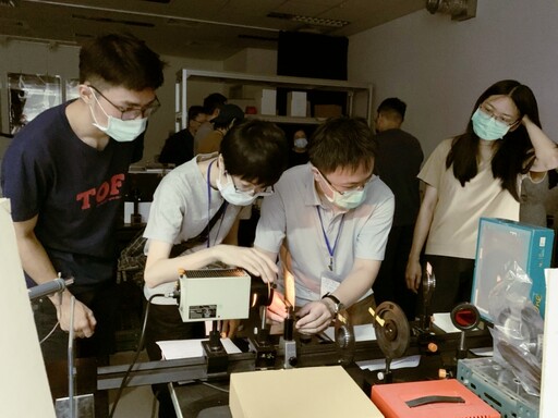 有意跨入科技業求職的非理工背景民眾注意 半導體與重點科技業人才發展基地課程報名開跑