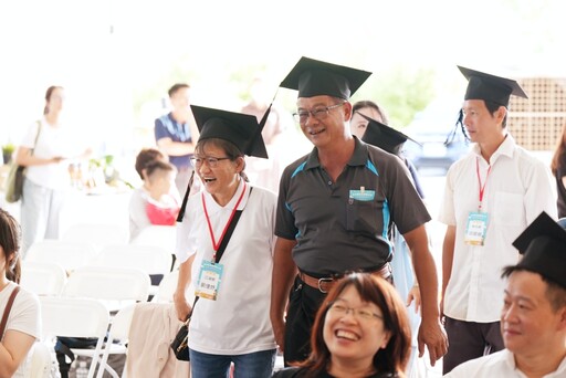 厚植在地農業人才實力 雲林縣智慧農業大學結業式表揚10位優秀學員及3組共好團隊