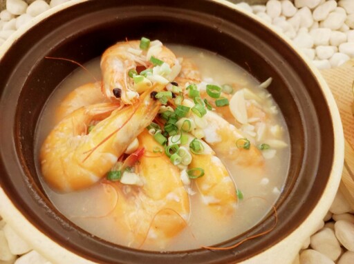 放慢腳步避風港、創意美食相聚食光 城市中的微露營「66串燒」打造港都夜聚新熱點