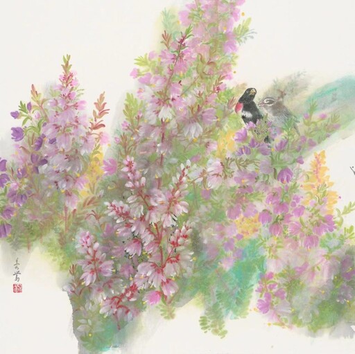 「花開五洲 福滿世界」劉蓉鶯百國國花彩墨個展系列(99)帚石蘭一挪威(Norway)