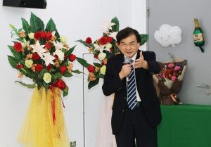 世界級科學家洪明奇校長 中國醫藥大學溫馨夯送別