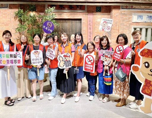 傳達正確租稅常識與菸品辨識 竹北國稅局於竹北遠百盛大宣導防制菸品稅捐逃漏租稅