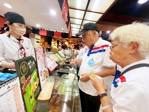 輔導會x欣欣百貨x手信坊 八德榮家自強活動感謝志工長輩奉獻歡樂出遊