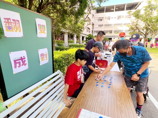 老幼同樂、世代共融 銘傳大學梅花社校友攜手八德榮家長者共度跨世代交流嘉年華