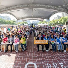 「2025新竹縣國際新移民日嘉年華會」場面熱鬧繽紛、吸引眾多民眾駐足！