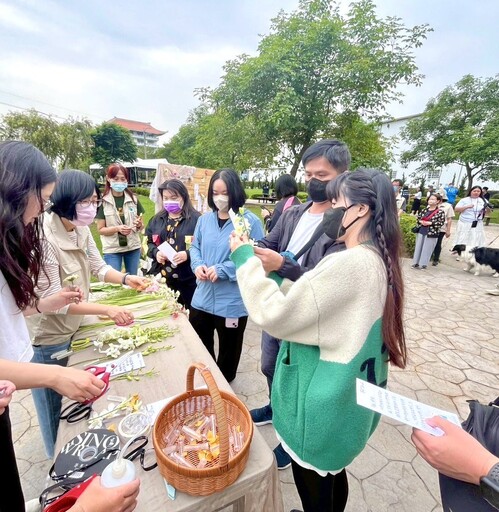 時光流逝愛未曾遠離! 中市「毛孩時光機」寵物植存追思愛與祝福