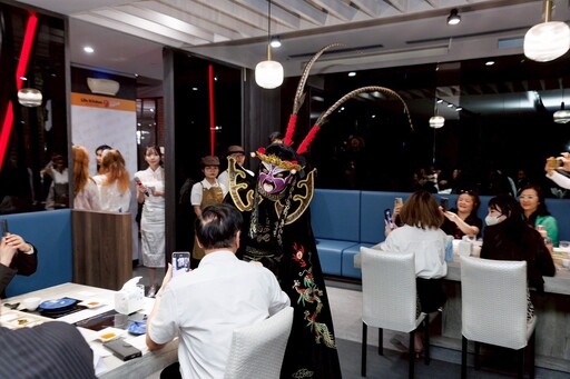 沙縣小吃插旗台灣！首家旗艦店桃園盛大開幕 全台九店同步啟動