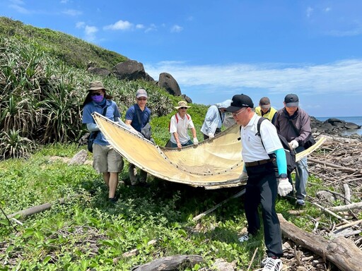 響應世界海洋日 北捷員工眷屬齊心淨灘守護海岸