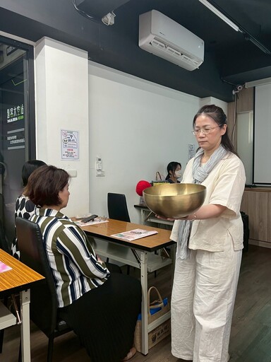 高雄市「人體氣場能量」職業工會舉辦職安教育與頌缽體驗 療癒產業正夯卻面臨規範困境