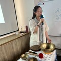 高雄市「人體氣場能量」職業工會舉辦職安教育與頌缽體驗 療癒產業正夯卻面臨規範困境