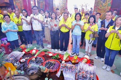 七堵慶濟宮媽祖魁星文化祭熱鬧登場 邱佩琳率市府團隊共襄盛舉