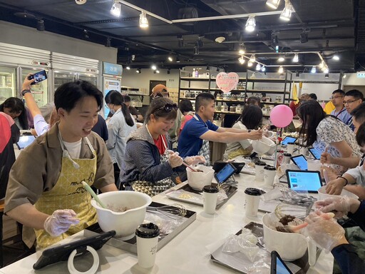 烘焙甜蜜練習曲! 中市單身聯誼助攻19對心動來電 創九成五高配對率