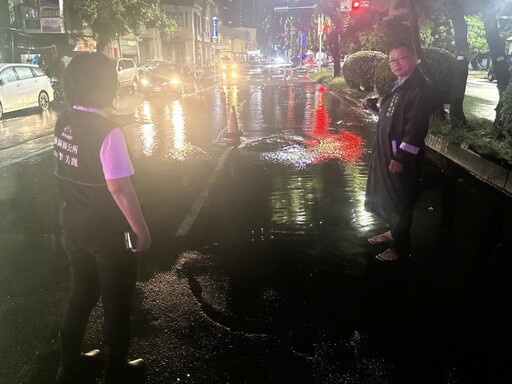 強降雨導致車輛撞浮起人孔蓋意外 民政局長：南區公所即刻應變、關心傷者