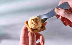 日本 PRESS BUTTER SAND 焦糖奶油冰淇淋夾心每日限量冰涼上市