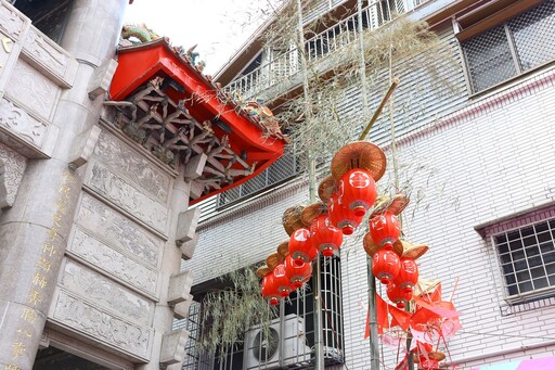 嘉義城隍廟中元祭開跑!三百年古禮再現 林瑞彥主持開香祈福