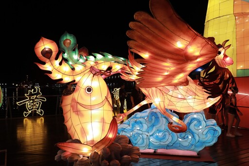 鷄籠中元祭171年傳承啟幕 「泰伯公」主燈點亮基隆夜空