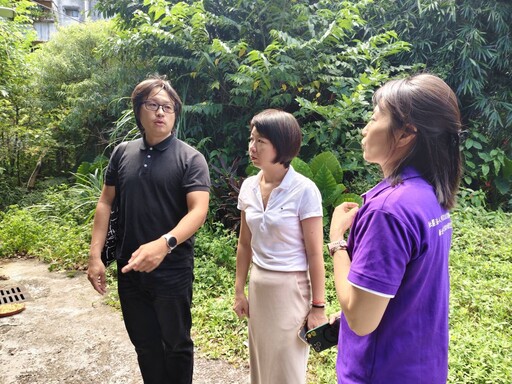 暖暖托嬰中心周邊流浪犬聚集 基市府該呼籲民眾勿餵養