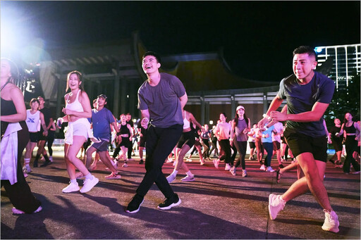 lululemon「Move Taipei」點亮台北101「呼吸指引練習」照亮台北城注入正能量