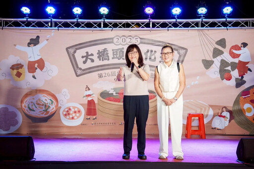 台北大橋頭文化祭登場 戲棚下辦桌重溫米食人情味