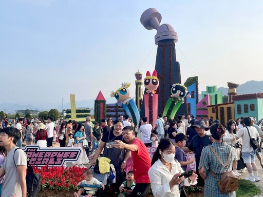 台中國際花毯節突破百萬參觀人次 農特產品銷售飆破一千伍佰萬元