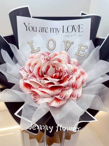 台中「有錢花」走紅 「炮仔店」轉型掀送禮新潮流