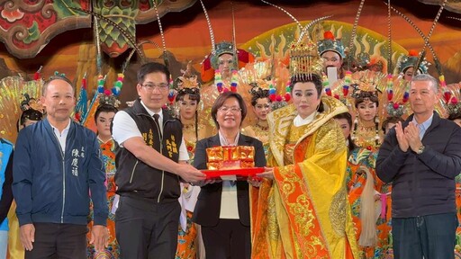 「2025彰化縣媽祖祈福文化節」祈福大戲 明華園戲劇總團社頭鄉果菜市場演出《紅塵菩提》