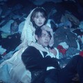 新歌速報IU與V合作的新曲《Love wins all》MV出爐，讓粉絲怒喊：「That bxxxh!」