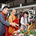 大台中佛教會浴佛祈福 2千人慶佛誕節共沐佛恩