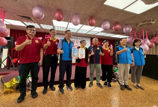捐贈弱勢榮民眷慰問金 世界佛教正心會母親節前夕送暖