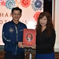 溫馨母親節獻畫 新莊警讓波麗士媽媽找自己