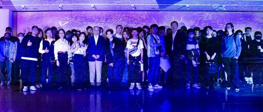 流光數位連結未來 龍華科大邀韓藝術家策展詮釋獨特