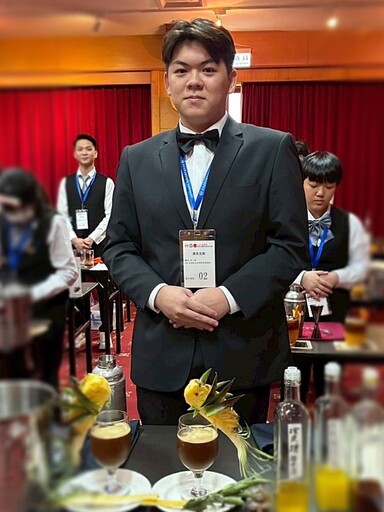 擁抱2金15銀18銅 龍華科大觀休系ABF大放異彩