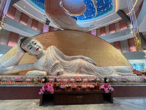 東北角心靈旅遊新亮點 靈鷲山福城玉佛開光