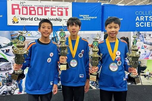三年勇奪Robofest機器人世界賽五金牌 機器人創新應用國際發光