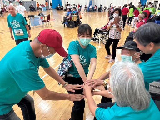 出征地板滾球挑戰賽 仁愛之家銀髮戰隊勇奪第三名