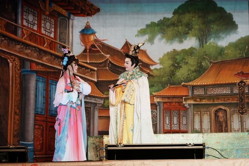 新北巷弄藝起來巡演起跑 明華園《四兩王后》揭開序幕