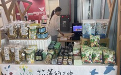 花蓮優質農特產品進軍國道服務區 展售活動吸引旅客駐足