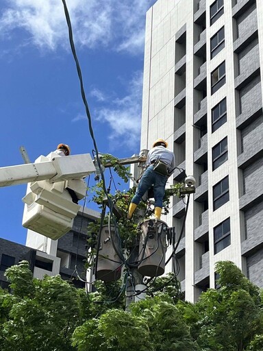 搶修楊柳颱風外圍環流停電 台電北西區處力拼今晚23：00復電