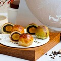與世界麵包大師王鵬傑聯名 日月千禧推「心禧-典藏秋韻」蛋黃酥中秋禮盒